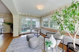5898 N Caldwell Ave, Chicago, IL 60646 - Photo 8