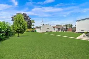 2718 Kenilworth Ave, Berwyn, IL 60402 - Photo 20