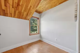 32W183 Glos St, Wayne, IL 60184 - Photo 16