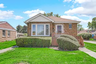 5141 W Chase Ave, Skokie, IL 60077 - Photo 1