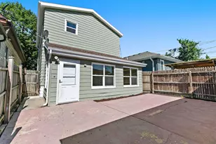 716 Wilcox St, Joliet, IL 60435 - Photo 22