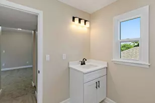 716 Wilcox St, Joliet, IL 60435 - Photo 16