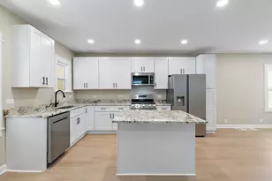 716 Wilcox St, Joliet, IL 60435 - Photo 6