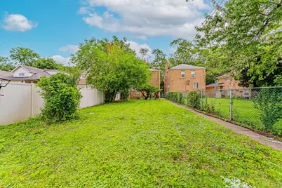 8238 S Prairie Avenue, Chicago, IL 60619 - Photo 20