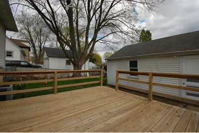 653 Jay Street, Elgin, IL 60120 - Photo 10