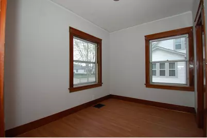 653 Jay Street, Elgin, IL 60120 - Photo 8