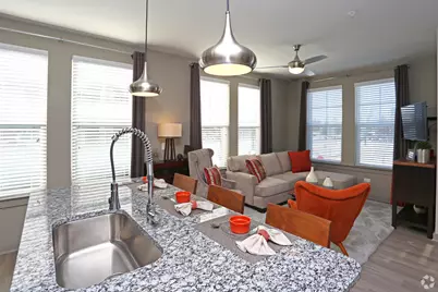 680 E Algonquin Road #1301, Schaumburg, IL 60173 - Photo 4
