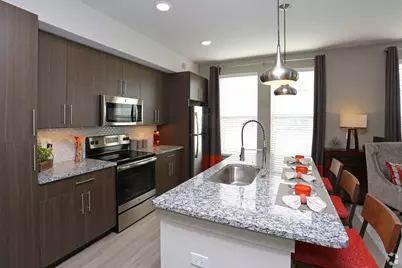 680 E Algonquin Road #1301, Schaumburg, IL 60173 - Photo 6