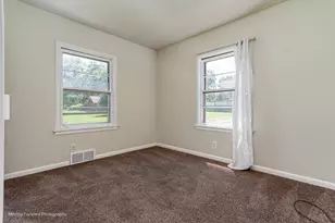 7S151 N Eola Rd, Aurora, IL 60502 - Photo 10
