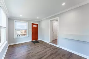 7805 Suburban Ln, Bridgeview, IL 60455 - Photo 18
