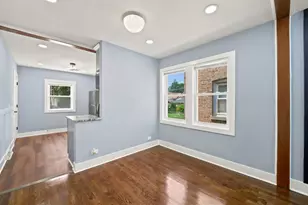 555 E 105th St, Chicago, IL 60628 - Photo 8