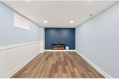 555 E 105th Street, Chicago, IL 60628 - Photo 10