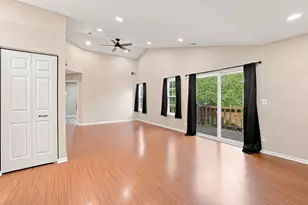 1037 Rockport Dr, Carol Stream, IL 60188 - Photo 10
