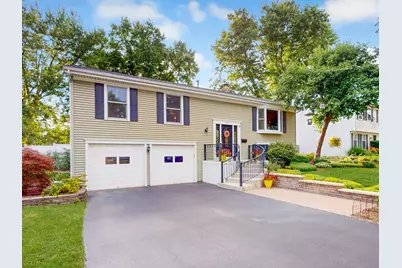 1201 S 10th Street, Saint Charles, IL 60174 - Photo 1