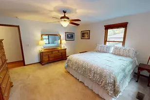 1201 S 10th St, Saint Charles, IL 60174 - Photo 42