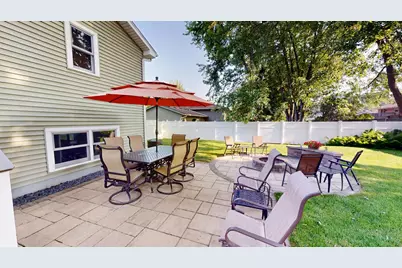 1201 S 10th Street, Saint Charles, IL 60174 - Photo 26