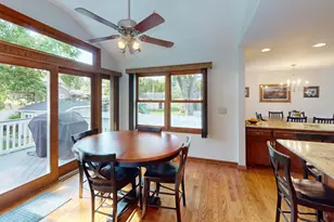 1201 S 10th St, Saint Charles, IL 60174 - Photo 40