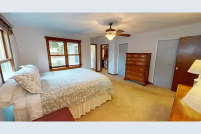 1201 S 10th Street, Saint Charles, IL 60174 - Photo 8