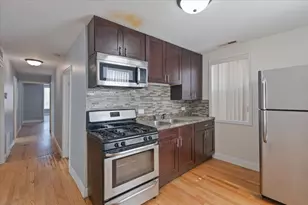 4211 W Gladys Ave, Chicago, IL 60624 - Photo 12