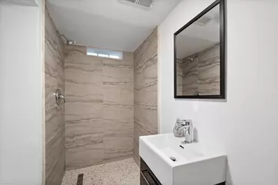 2611 W Jarlath Street, Chicago, IL 60645 - Photo 12
