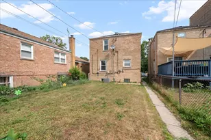 2611 W Jarlath St, Chicago, IL 60645 - Photo 20