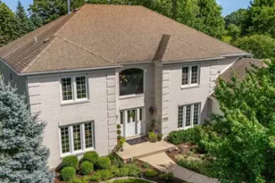 508 Twin Elms Ln, Batavia, IL 60510 - Photo 2