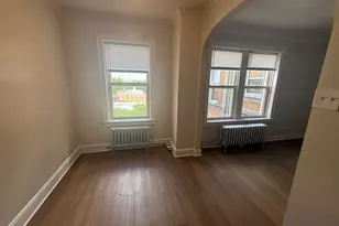 6748 N Ashland Ave, Chicago, IL 60626 - Photo 4