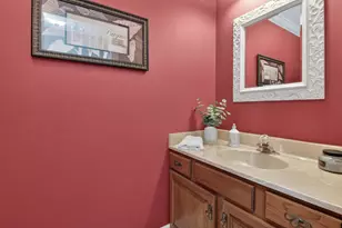 1110 Valley View Dr, Downers Grove, IL 60516 - Photo 16
