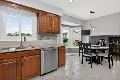 1110 Valley View Drive, Downers Grove, IL 60516 - Photo 10