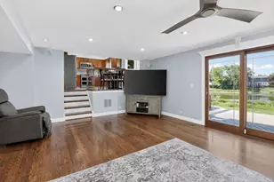 1110 Valley View Dr, Downers Grove, IL 60516 - Photo 14