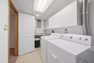 2550 W 112th St, Chicago, IL 60655 - Photo 32