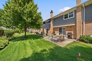 2550 W 112th St, Chicago, IL 60655 - Photo 2