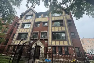 6912 N Ashland Blvd, Chicago, IL 60626 - Photo 1