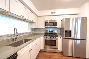 514 E Windgate Ct, Arlington Heights, IL 60005 - Photo 6