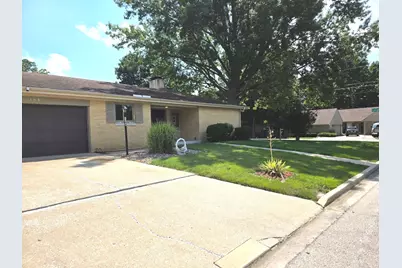 1308 Anderson Street, Bloomington, IL 61701 - Photo 2