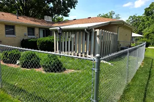 1308 Anderson St, Bloomington, IL 61701 - Photo 18