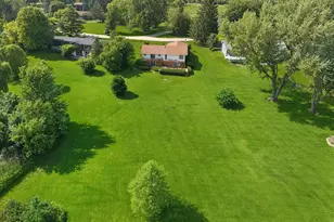 1503 Laurel Ct, Sleepy Hollow, IL 60118 - Photo 32