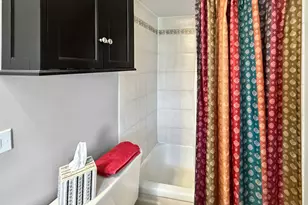 5869 N Glenwood Ave, Chicago, IL 60660 - Photo 16