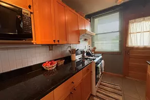 5869 N Glenwood Ave, Chicago, IL 60660 - Photo 8