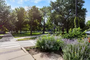 1633 E Hyde Park Blvd, Chicago, IL 60615 - Photo 24