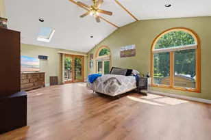 152 S Lancaster Dr, Bolingbrook, IL 60440 - Photo 8