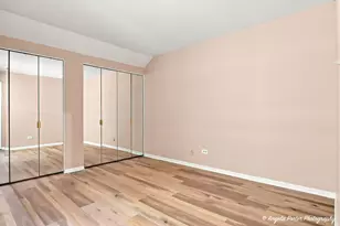246 Shadow Bend Dr, Wheeling, IL 60090 - Photo 18