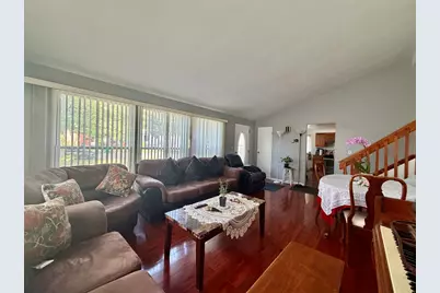 2210 Hermon Avenue, Zion, IL 60099 - Photo 4