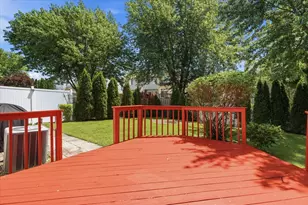 15 W Country Walk Dr W, Round Lake Beach, IL 60073 - Photo 20