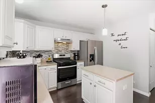 15 W Country Walk Dr W, Round Lake Beach, IL 60073 - Photo 14