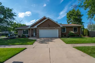 1960 185th St, Lansing, IL 60438 - Photo 1