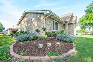 1960 185th St, Lansing, IL 60438 - Photo 28
