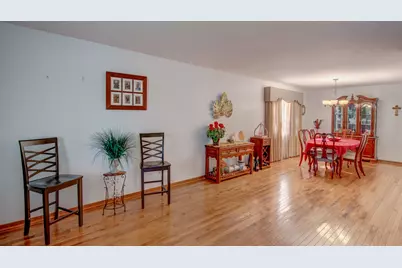 1960 185th Street, Lansing, IL 60438 - Photo 6
