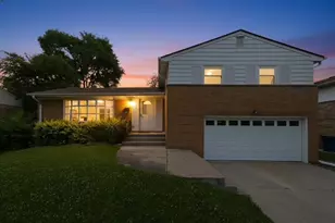 1640 Channing Ct, Melrose Park, IL 60160 - Photo 2