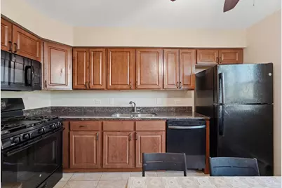 101 Boardwalk Street #2W, Elk Grove Village, IL 60007 - Photo 6